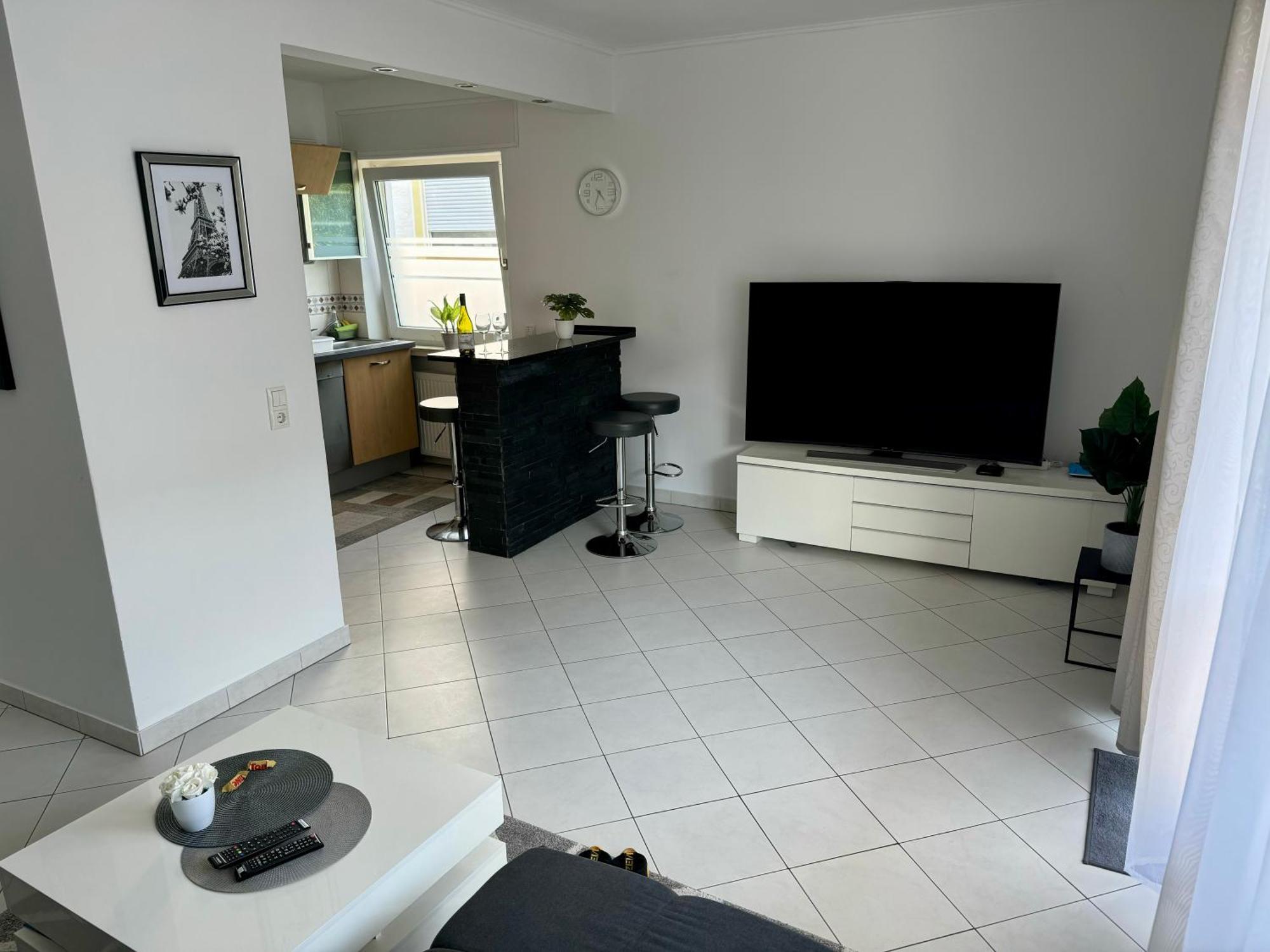 Traumhafte Kurstadt Apartment Moderne 2Zkb Balkon Pkw Stellplatz Bad Nauheim Exteriör bild